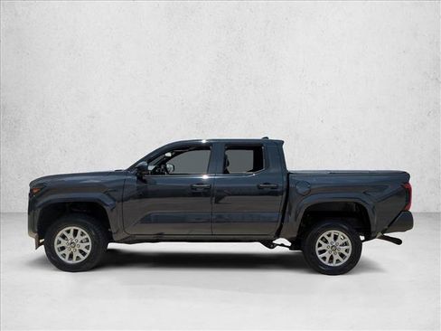 Used 2025 Toyota Tacoma SR AWD/4WD image 9