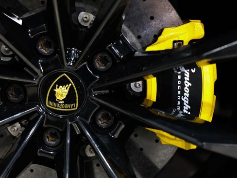 Used 2019 Lamborghini Urus AWD/4WD image 8