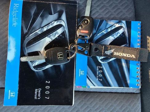 Used 2007 Honda Ridgeline RTS image 10