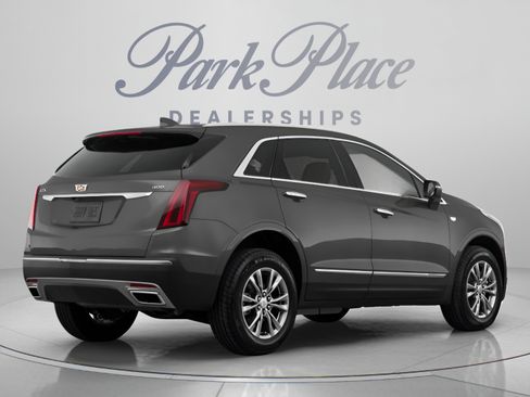 Used 2021 Cadillac XT5 Premium Luxury w/ LPO, Floor Liner Package FWD image 3