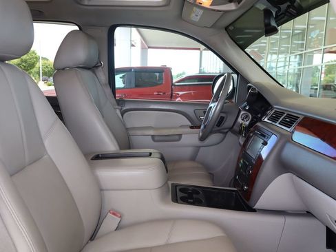 Used 2012 Chevrolet Tahoe 4WD Hybrid image 38