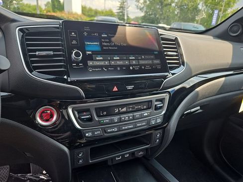 New 2026 Honda Ridgeline Black Edition image 17