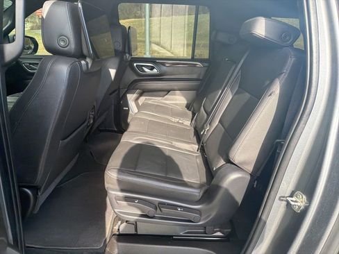 Used 2021 Chevrolet Suburban LT w/ Rear Media and Nav Package image 27