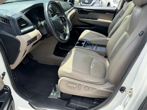Used 2019 Honda Odyssey EX-L image 11