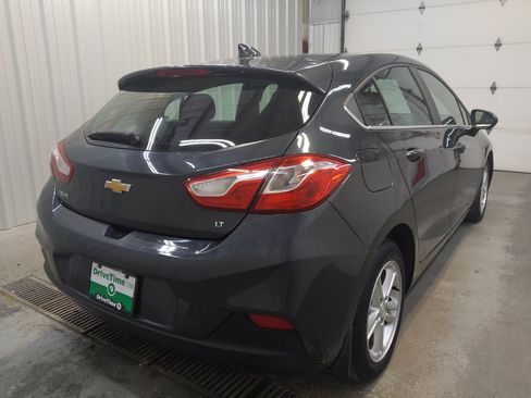 Used 2018 Chevrolet Cruze LT FWD image 9