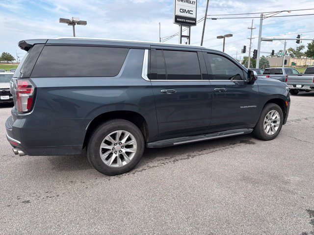 Used 2021 Chevrolet Suburban Premier w/ Premium Package AWD/4WD image 16