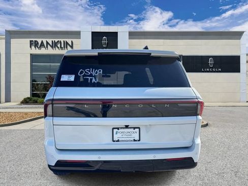 New 2026 Lincoln Navigator Black Label AWD/4WD image 6