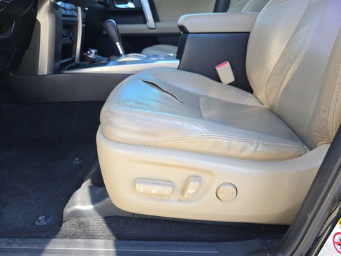 Used 2014 Toyota 4Runner Limited image 23