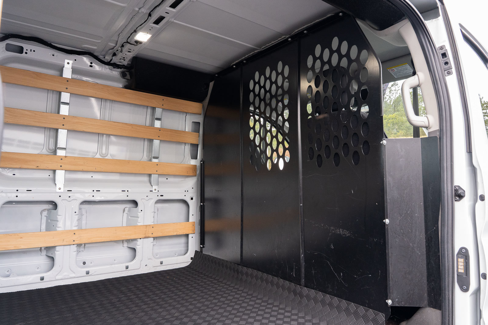 Used 2025 Ford Transit 250 Low Roof w/ Exterior Upgrade Package RWD image 14