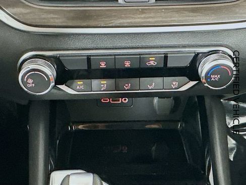 Certified 2024 Nissan Altima 2.5 SV FWD image 16