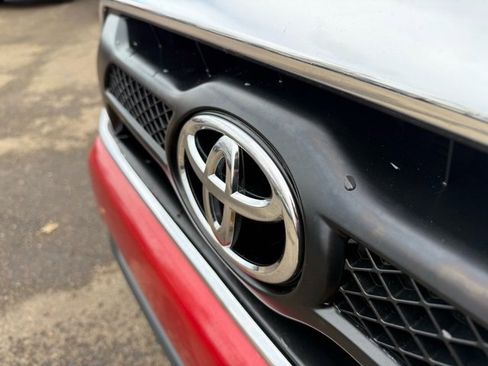 Used 2012 Toyota Tacoma 4x4 Double Cab w/ SR5 Pkg image 6