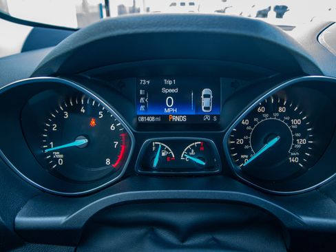 Used 2017 Ford Escape SE FWD image 21