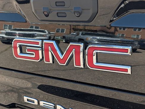 New 2026 GMC Sierra 1500 Denali w/ Denali Reserve Package AWD/4WD image 13
