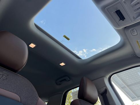 New 2025 Ford Bronco Sport Outer Banks w/ Sasquatch Outer Banks Package image 16