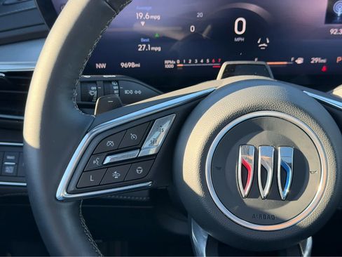 Used 2025 Buick Enclave Avenir w/ Super Cruise Package image 16