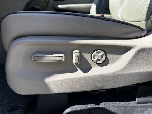 Certified 2024 Honda Odyssey Elite image 8