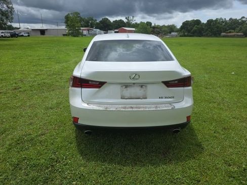 Used 2016 Lexus IS 200t RWD image 6