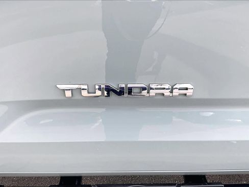 Used 2024 Toyota Tundra Limited AWD/4WD image 10