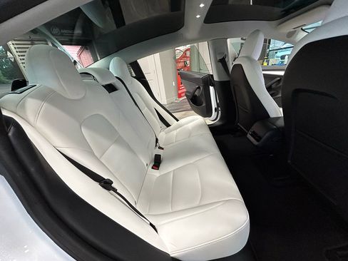 Used 2021 Tesla Model 3 Long Range AWD/4WD image 41