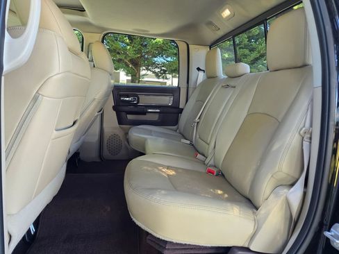 Used 2015 RAM 2500 Laramie w/ Convenience Group AWD/4WD image 22