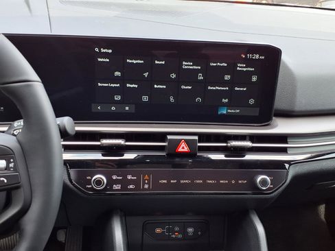 New 2026 Kia Sportage SX FWD image 8