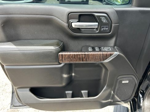 Used 2019 GMC Sierra 1500 Denali w/ Denali Ultimate Package AWD/4WD image 14