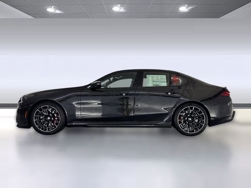 New 2026 BMW M5 Sedan w/ Carbon Package image 2