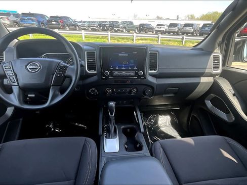 Used 2023 Nissan Frontier SV w/ Technology Package AWD/4WD image 25