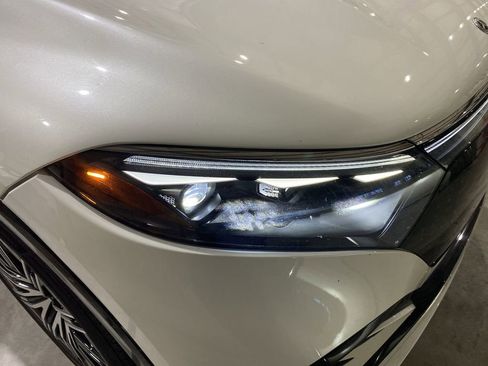 Used 2023 Mercedes-Benz EQS 580 4MATIC SUV image 21