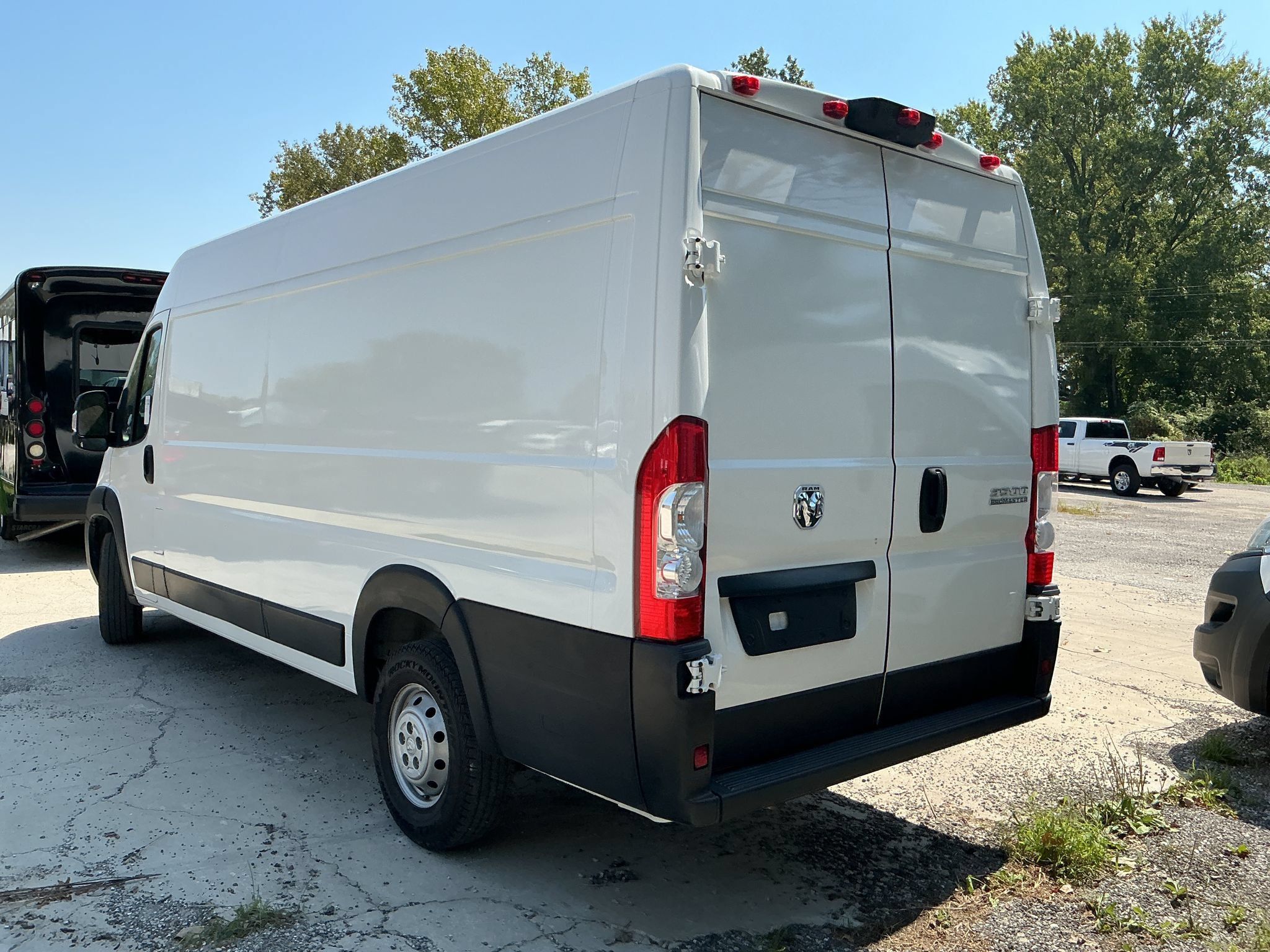 Used 2023 RAM ProMaster 3500 FWD image 4