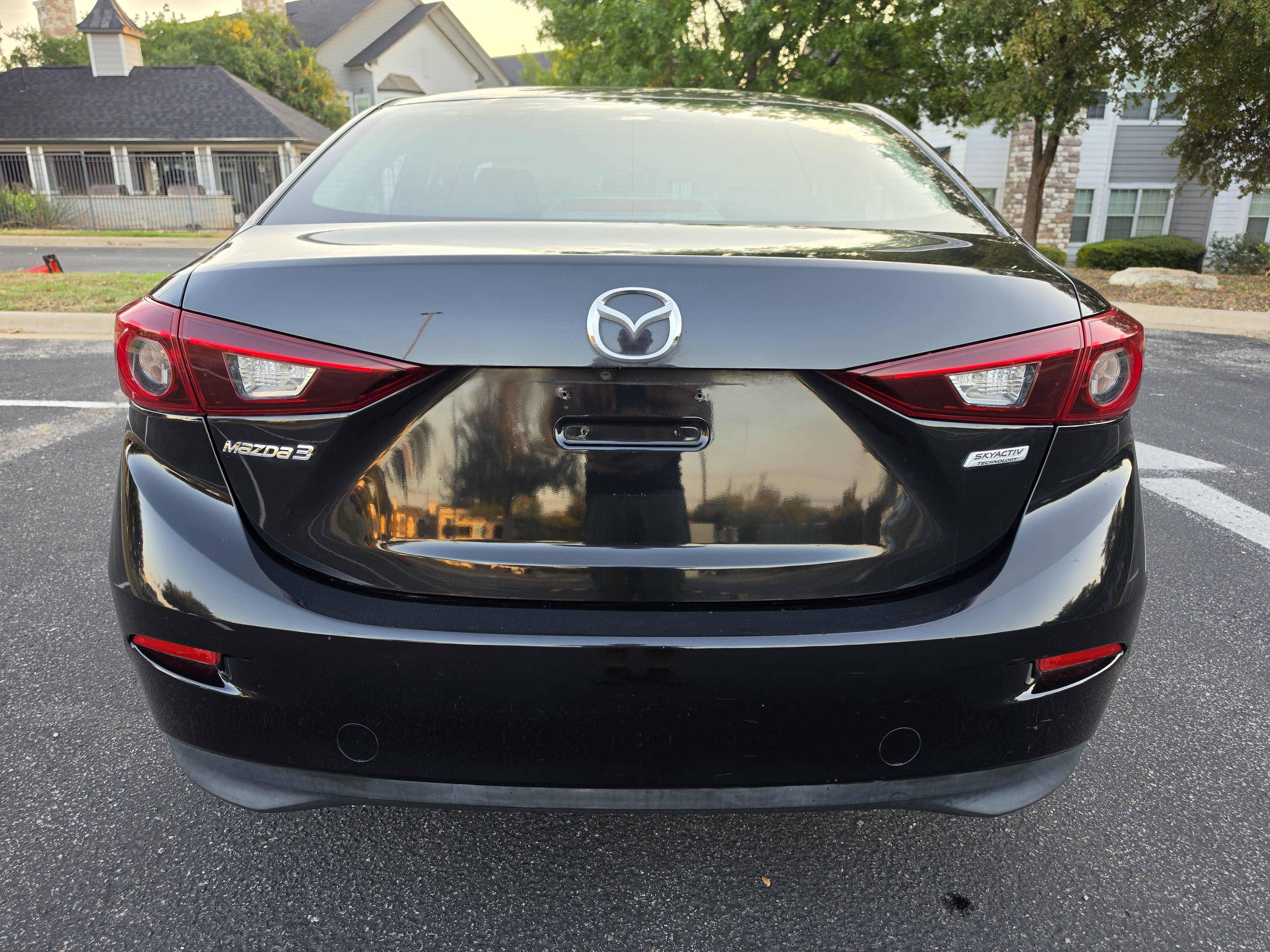 Used 2018 MAZDA MAZDA3 Sport w/ Preferred Equipment Package FWD image 7