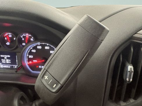 Used 2023 Chevrolet Silverado 2500 Custom w/ Custom Convenience Package AWD/4WD image 18