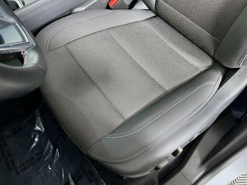 Certified 2024 Chevrolet Traverse LT image 21