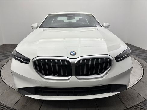 New 2026 BMW 530i xDrive w/ Convenience Package image 14