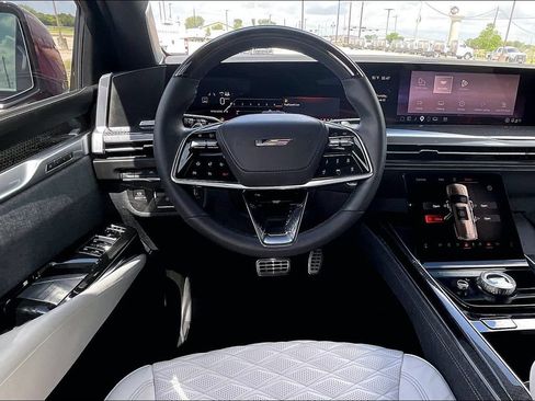 Used 2026 Cadillac Escalade V w/ LPO, ONYX Package AWD/4WD image 8