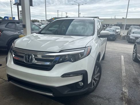 Used 2021 Honda Pilot EX image 3