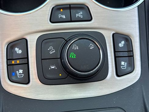 Used 2024 GMC Terrain Denali w/ Denali Premium Package image 22