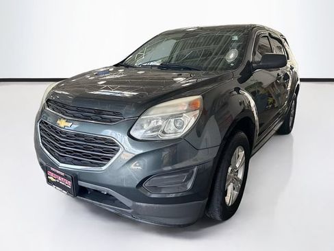 Used 2017 Chevrolet Equinox LS FWD image 1