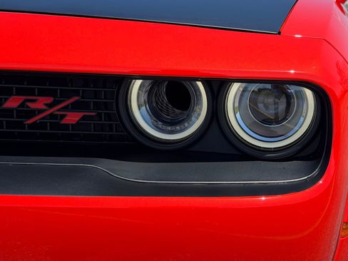 Used 2021 Dodge Challenger R/T Scat Pack RWD image 11