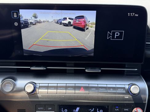 Used 2024 Hyundai Kona SEL FWD image 23