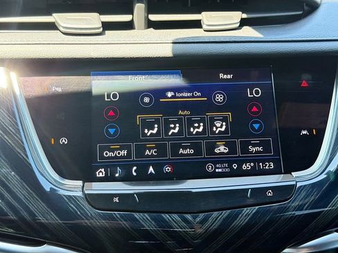 Used 2024 Cadillac XT6 Premium Luxury image 37