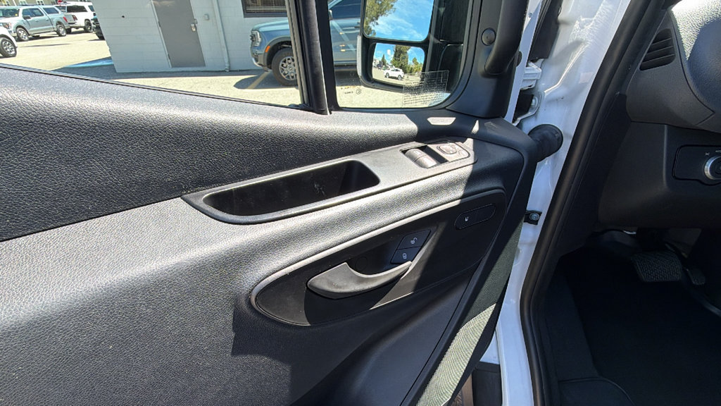 Used 2025 Mercedes-Benz Sprinter 2500 image 13