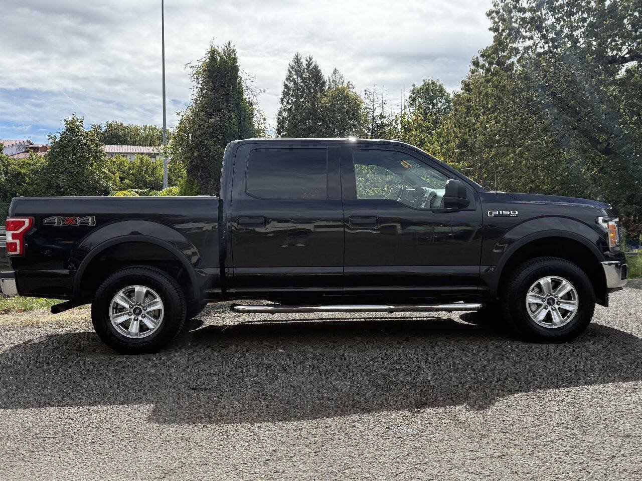 Used 2018 Ford F150 XLT AWD/4WD image 5
