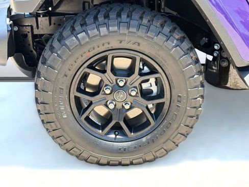 New 2026 Jeep Gladiator Sport AWD/4WD image 12