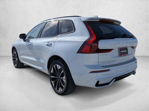New 2026 Volvo XC60 T8 Plus w/ Climate Package image 9