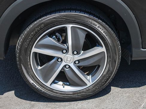Used 2021 Honda HR-V EX image 12