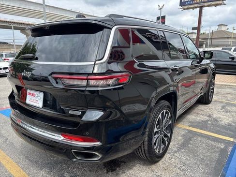 Used 2022 Jeep Grand Cherokee L Overland w/ Luxury Tech Group IV image 5