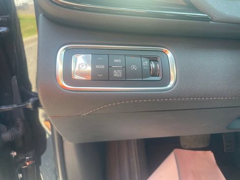 Used 2026 Buick Enclave Preferred AWD/4WD image 18