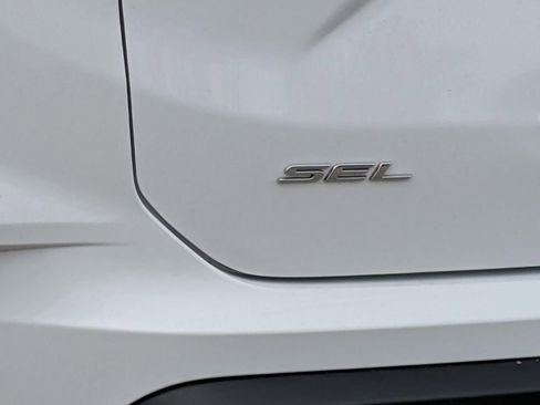 Used 2024 Ford Edge SEL AWD/4WD image 8