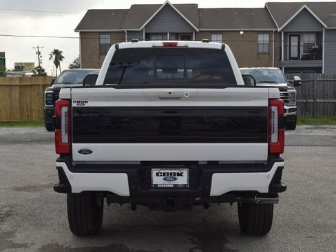 New 2025 Ford F350 Platinum w/ FX4 Off-Road Package image 5